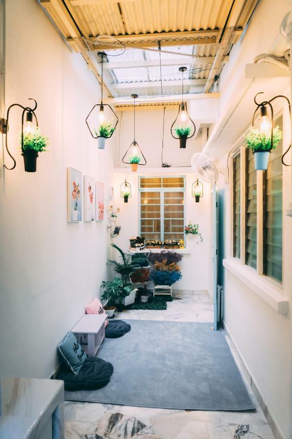 Hotel Goodnite Hogwarts George Town Esterno foto